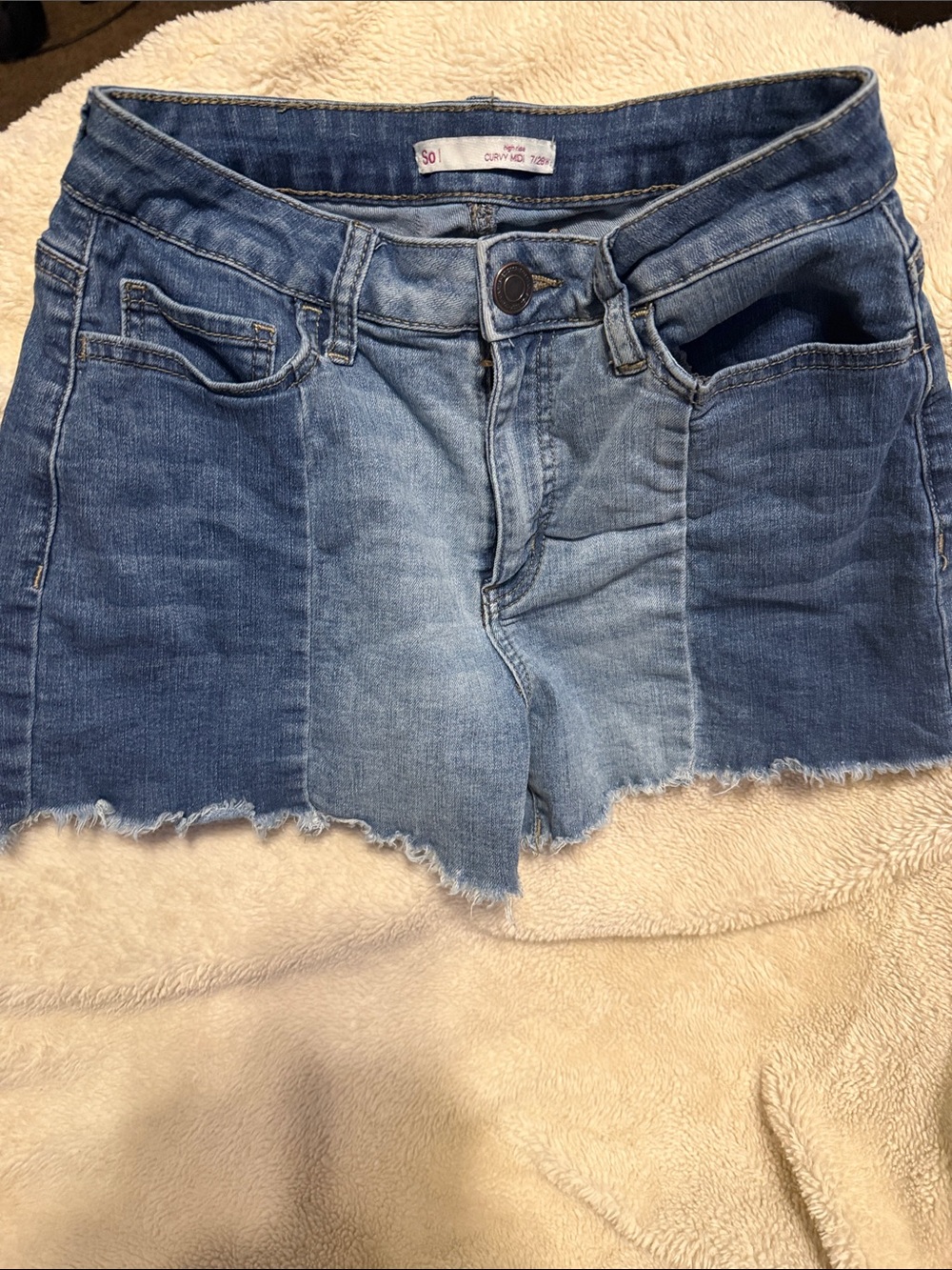 SO Two-Tone Washed Denim Patch Shorts - Blue